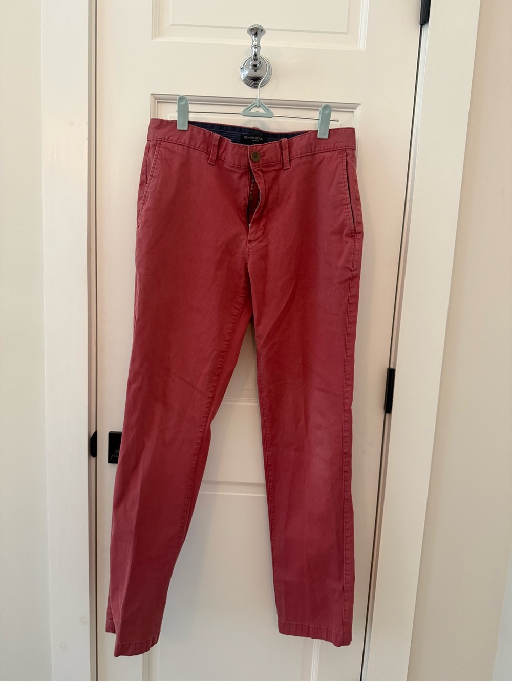 Banana Republic Men's Rust Chino Pants size 31x32